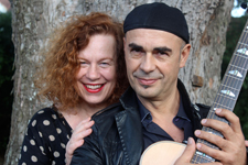 Sarah Jane Morris e
                                Antonio Forcione